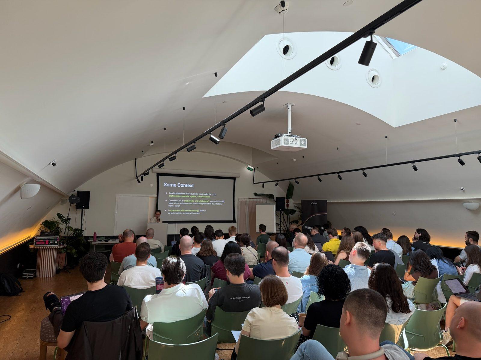 A full room of Joom managers during the AI training in Lisbon